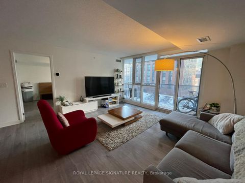 Photo 15 at 414 - 295 Adelaide Street W, Waterfront Communities C1, Toronto