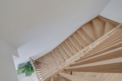 Photo 28 at 14 Pageant Avenue, Vellore Village, Vaughan