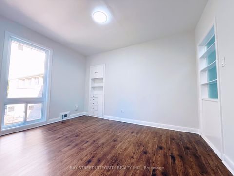 Photo 8 at 143 Munro Boulevard, Windfields, Toronto