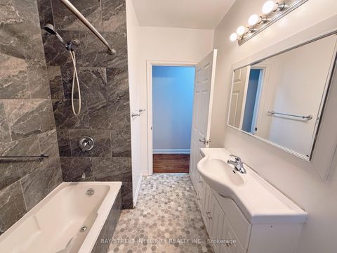 Photo 15 at 143 Munro Boulevard, Windfields, Toronto