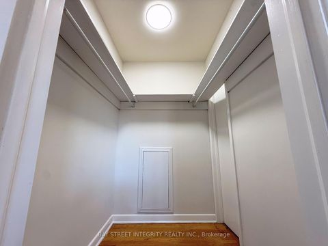 Photo 25 at 143 Munro Boulevard, Windfields, Toronto