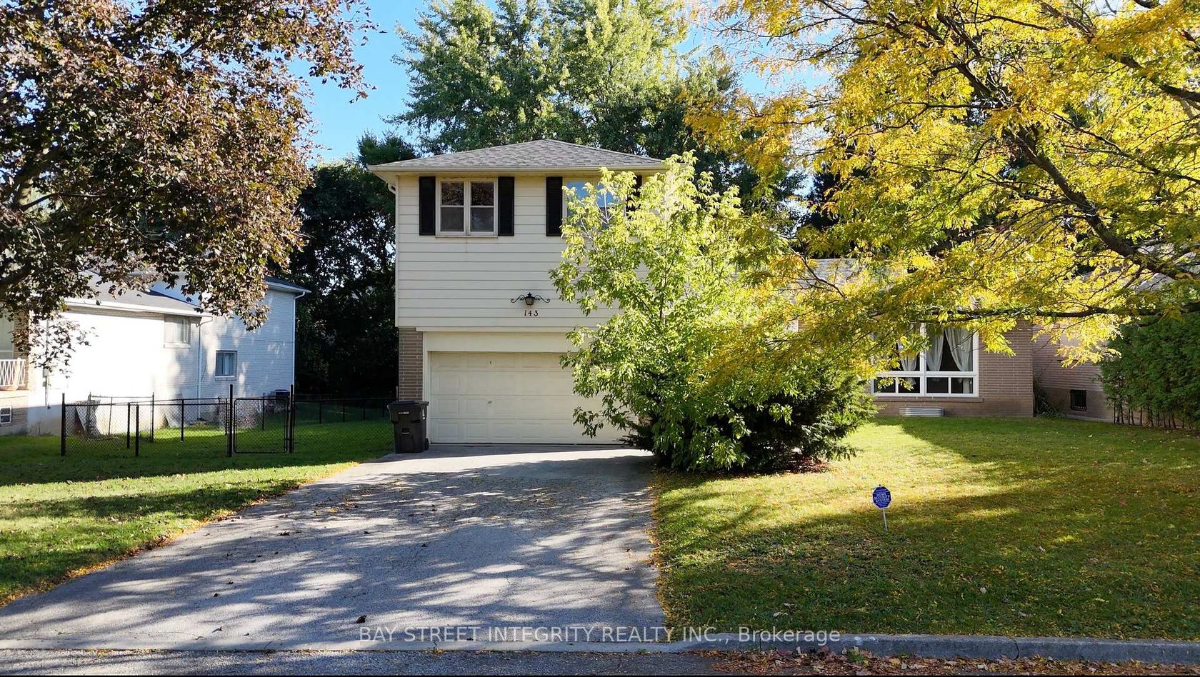 143 Munro Boulevard, Windfields, Toronto 