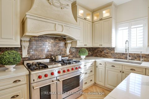 Photo 5 at 134 Sandringham Drive, Shore, Barrie