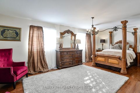 Photo 12 at 134 Sandringham Drive, Shore, Barrie