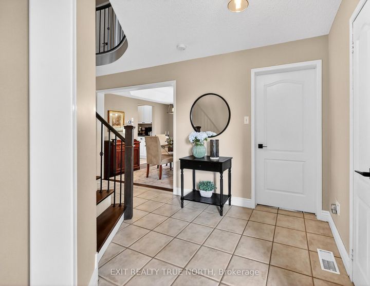 Photo 6 at 17 Chester Crescent, Georgetown, Halton Hills