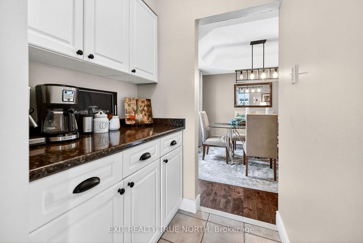 Photo 10 at 17 Chester Crescent, Georgetown, Halton Hills