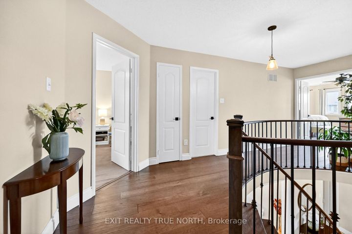 Photo 24 at 17 Chester Crescent, Georgetown, Halton Hills