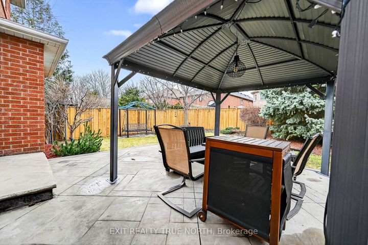 Photo 36 at 17 Chester Crescent, Georgetown, Halton Hills