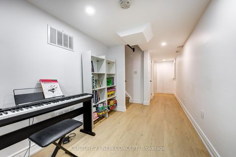 Photo 34 at 73 Steckley Street, Bayview Wellington, Aurora