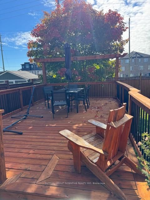 Photo 7 at 116 Sun King Crescent, Shore, Barrie