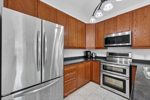 Photo 12 at 116 Sun King Crescent, Shore, Barrie