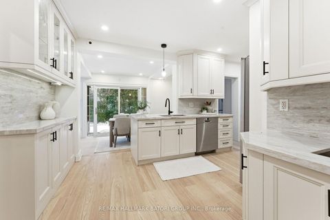 Photo 7 at 221 Richview Avenue, Forest Hill South, Toronto