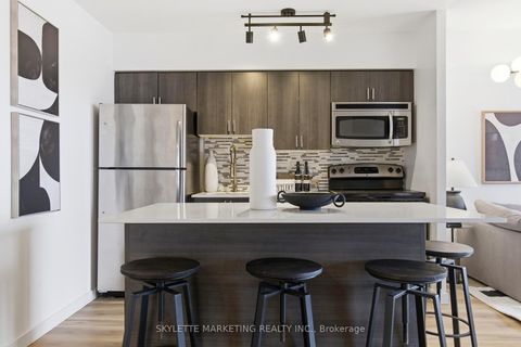 Photo 7 at 701 - 801 Sheppard Avenue W, Clanton Park, Toronto
