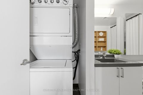 Photo 22 at 701 - 801 Sheppard Avenue W, Clanton Park, Toronto