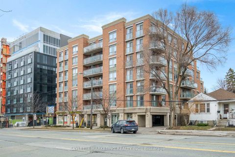 Photo 28 at 701 - 801 Sheppard Avenue W, Clanton Park, Toronto