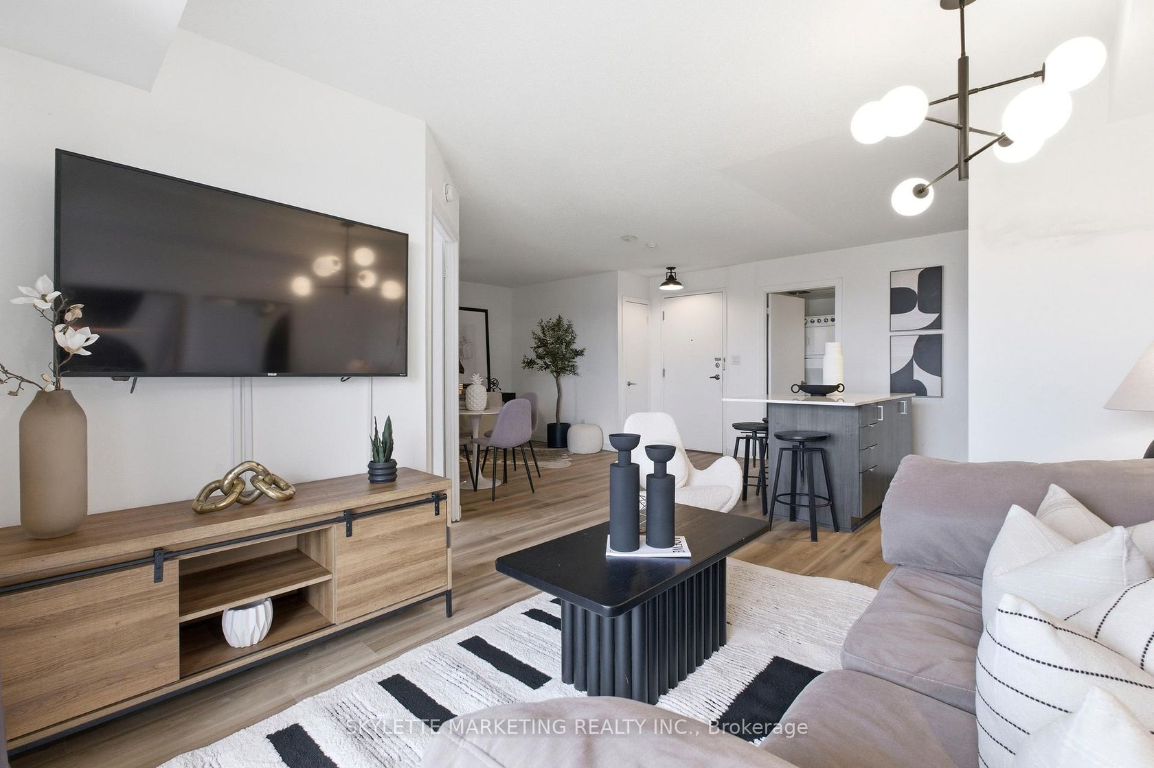 701 - 801 Sheppard Avenue W, Clanton Park, Toronto 