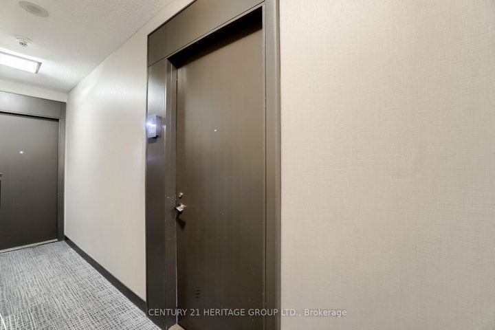 Photo 2 at 1503 - 15 Legion Road, Mimico, Toronto