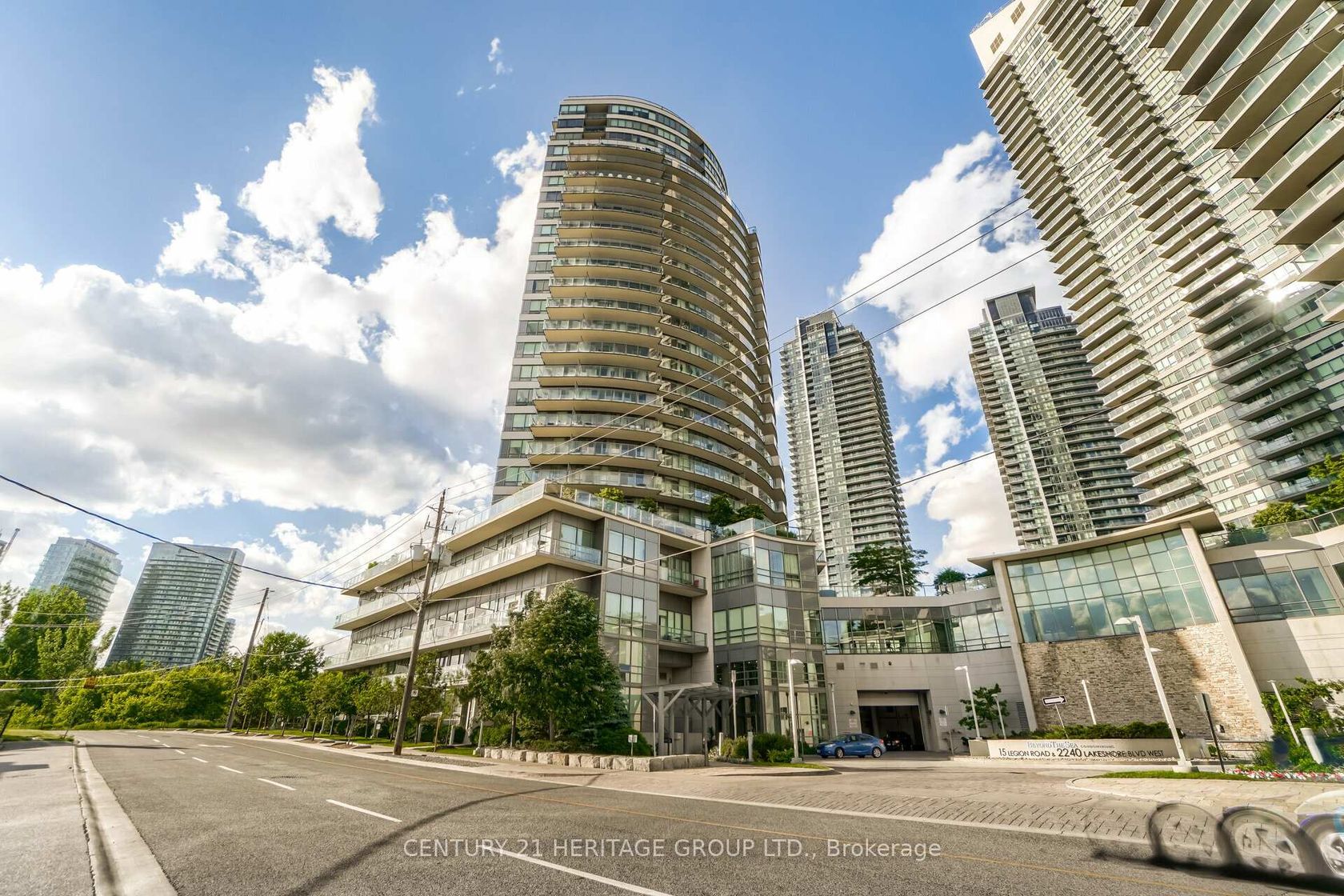 1503 - 15 Legion Road, Mimico, Toronto by Loree Meneguzzi Real Estate 1503 - 15 Legion Road, Mimico, Toronto
