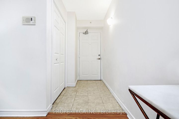 Photo 21 at 201 - 1390 Main Street E, DE Dempsey, Milton