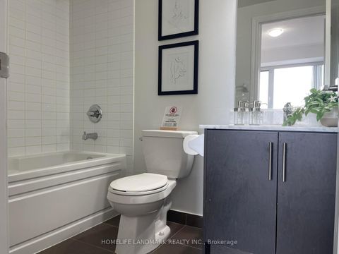 Photo 11 at 304 - 23 Glebe Road W, Eglinton, Toronto