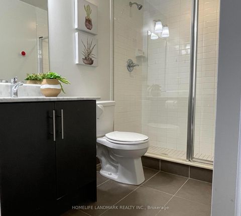 Photo 12 at 304 - 23 Glebe Road W, Eglinton, Toronto