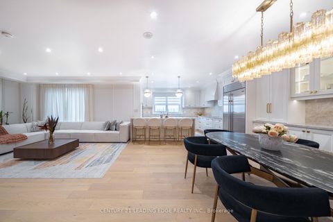 Photo 9 at 1504 - 9245 JANE Street, Maple, Vaughan