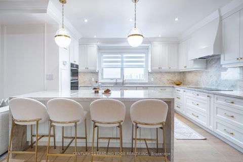 Photo 13 at 1504 - 9245 JANE Street, Maple, Vaughan