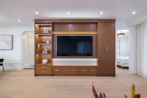 Photo 20 at 1504 - 9245 JANE Street, Maple, Vaughan