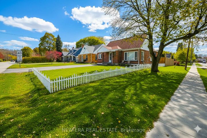 Photo 3 at 29 Second Street N, Stoney Creek, Hamilton