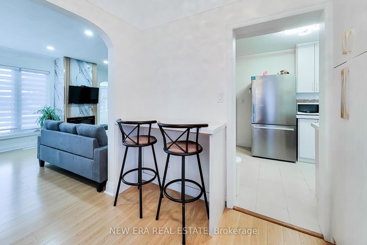 Photo 18 at 29 Second Street N, Stoney Creek, Hamilton