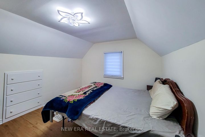 Photo 27 at 29 Second Street N, Stoney Creek, Hamilton