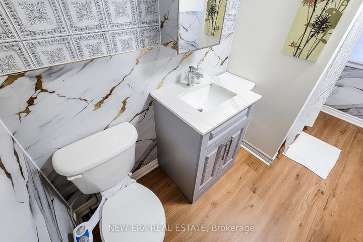 Photo 29 at 29 Second Street N, Stoney Creek, Hamilton