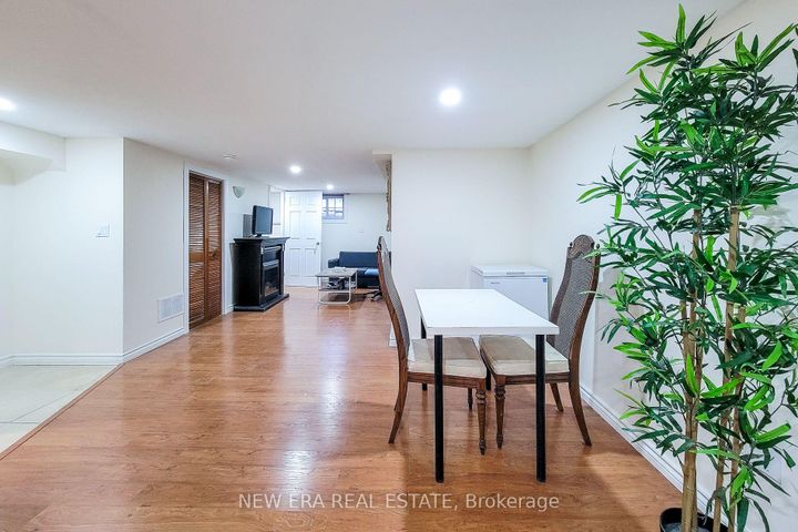 Photo 33 at 29 Second Street N, Stoney Creek, Hamilton