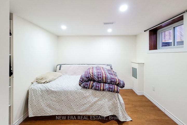 Photo 36 at 29 Second Street N, Stoney Creek, Hamilton