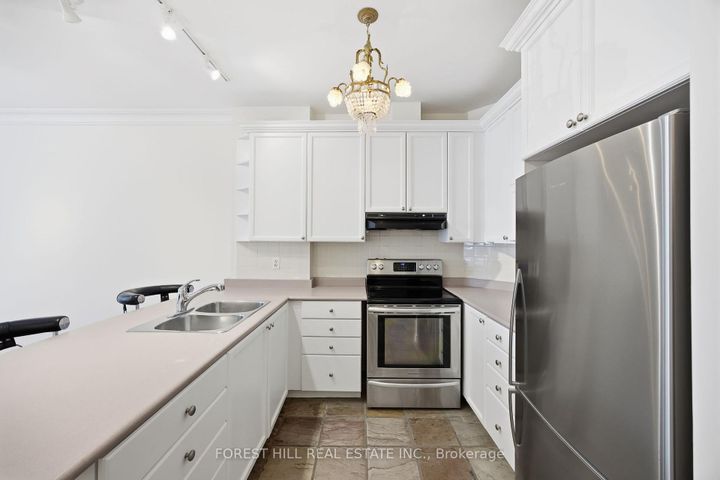 Photo 10 at 314 - 980 Yonge Street, Annex, Toronto