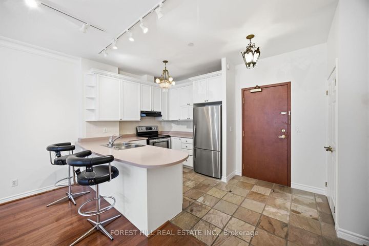 Photo 12 at 314 - 980 Yonge Street, Annex, Toronto