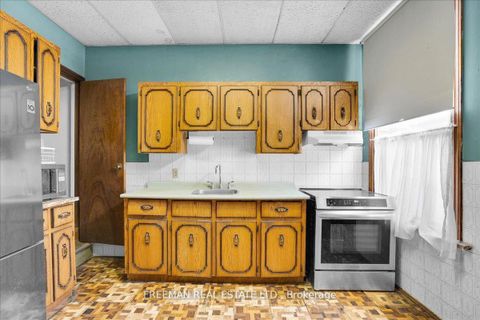 Photo 11 at 116 Brunswick Avenue, University, Toronto