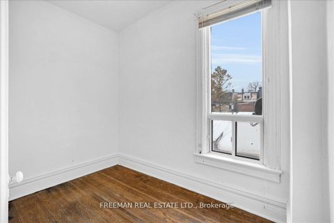 Photo 18 at 116 Brunswick Avenue, University, Toronto