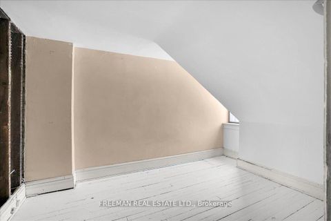 Photo 22 at 116 Brunswick Avenue, University, Toronto