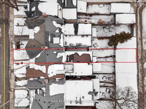 Photo 27 at 116 Brunswick Avenue, University, Toronto