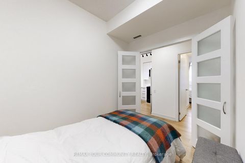 Photo 21 at 1602 - 30 Canterbury Place, Willowdale West, Toronto