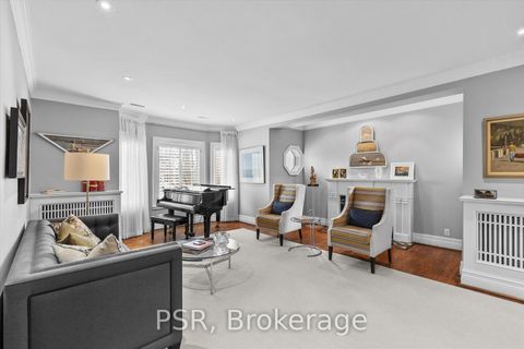 Photo 2 at 31 Clarendon Avenue, Casa Loma, Toronto