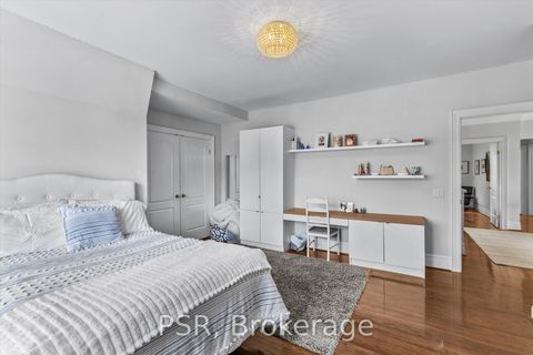 Photo 13 at 31 Clarendon Avenue, Casa Loma, Toronto