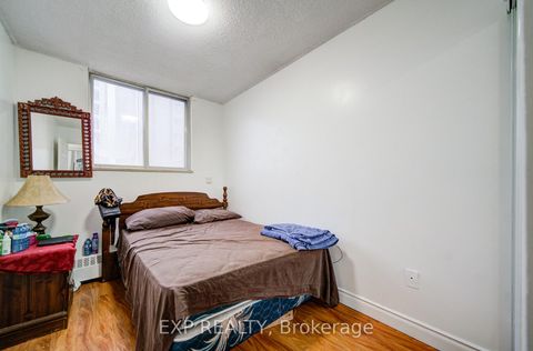 Photo 19 at 402 - 50 Lotherton Pathway, Glen Park, Toronto