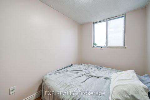 Photo 23 at 402 - 50 Lotherton Pathway, Glen Park, Toronto