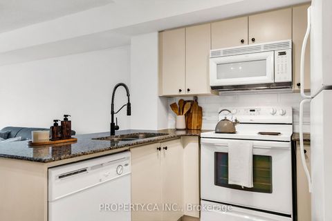 Photo 3 at 711 - 18 Valley Woods Road, Donalda, Toronto