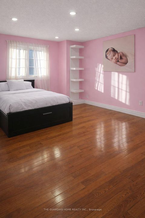 Photo 8 at 65 Morningview Trail, Rouge E11, Toronto