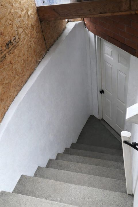 Photo 11 at 65 Morningview Trail, Rouge E11, Toronto