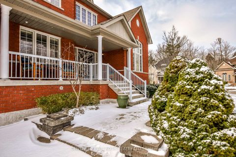 Photo 4 at 38 Camelot Square, Shore, Barrie
