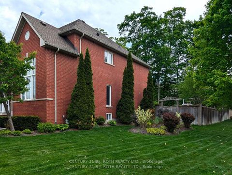 Photo 38 at 38 Camelot Square, Shore, Barrie